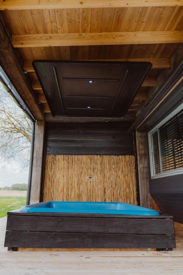 Tiny Farm House Met Hot Tub. Villa Menaldum Exterior foto